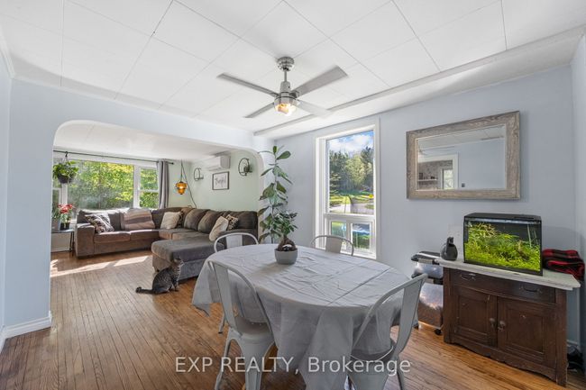 1433 Methodist Point Rd, House other with 4 bedrooms, 2 bathrooms and 10 parking in Tiny ON | Image 8