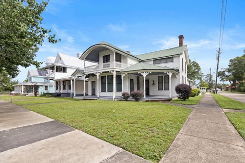 273 Live Oak Ave E, DeFuniak Springs, FL, 32435-2566 | Card Image