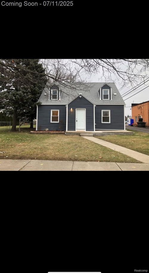 11610 Cardwell St, Livonia, MI, 48150-2358 | Card Image