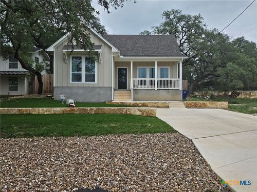 1095 Diamondhead Dr, Canyon Lake, TX, 78133-3610 | Card Image