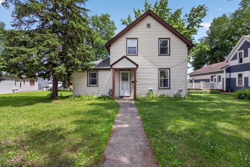 317 S 4th St, Le Sueur, MN, 56058-2206 | Card Image