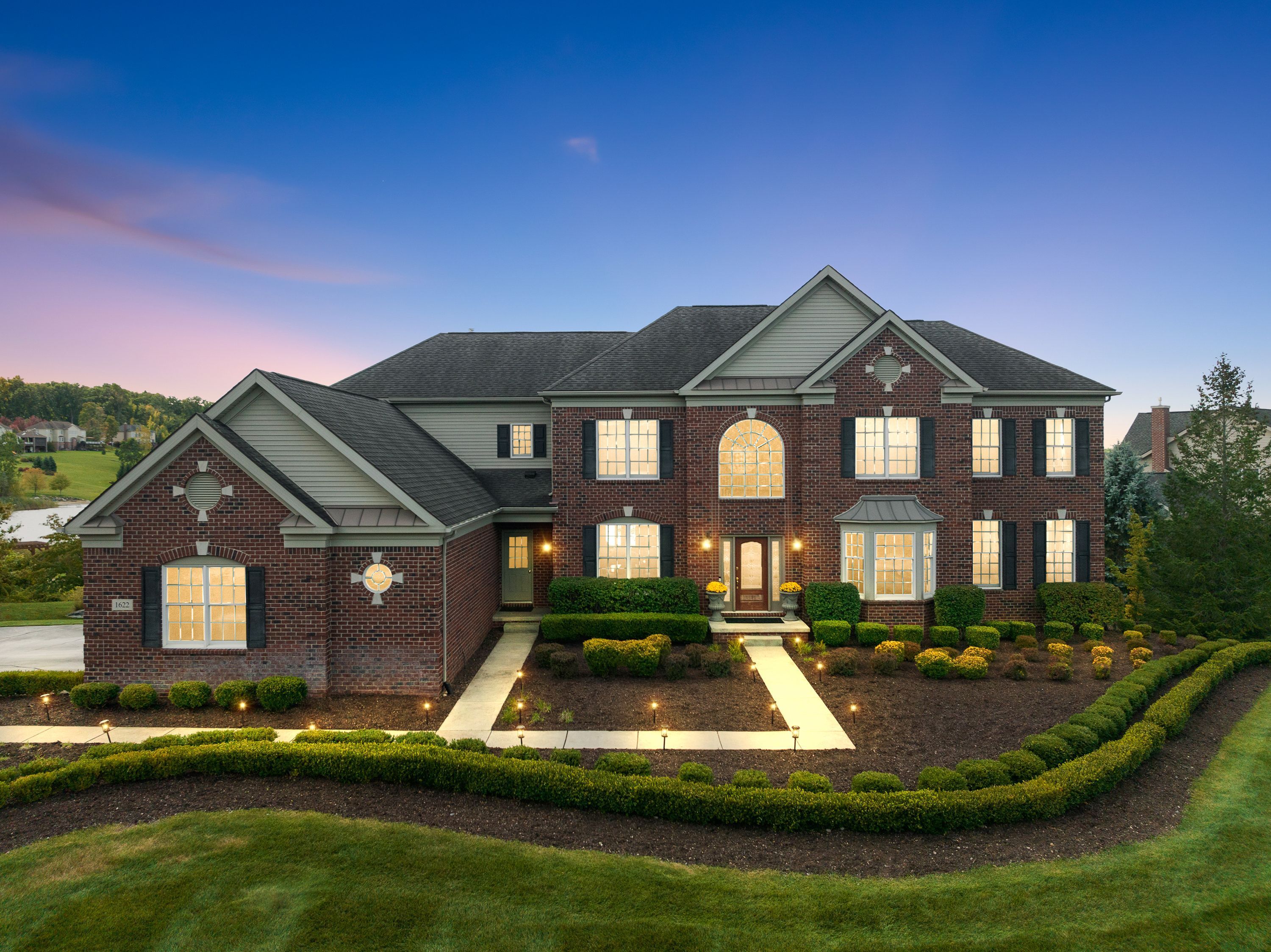 Hunters Lake Dr, Milford, MI 48380
