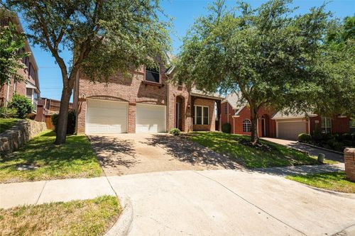 1215 Nocona Dr, Irving, TX, 75063-9393 | Card Image