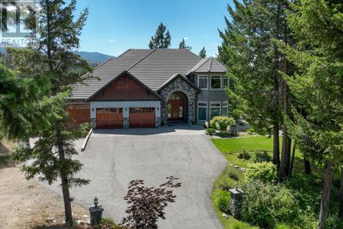 2615 Harvard Rd, Kelowna, BC, V1W4C2 | Card Image