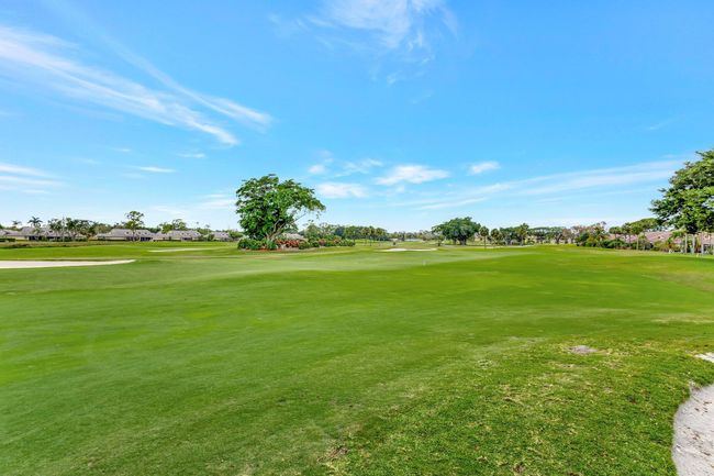6700 Versailles Ct, Condo with 3 bedrooms, 3 bathrooms and null parking in Lake Worth FL | Image 45