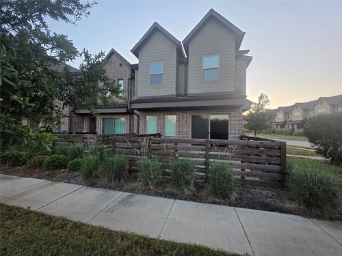 7310 Concha Dr, Grand Prairie, TX, 75054-6681 | Card Image