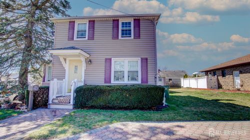 39 Harrison St, Sayreville, NJ, 08872-1627 | Card Image