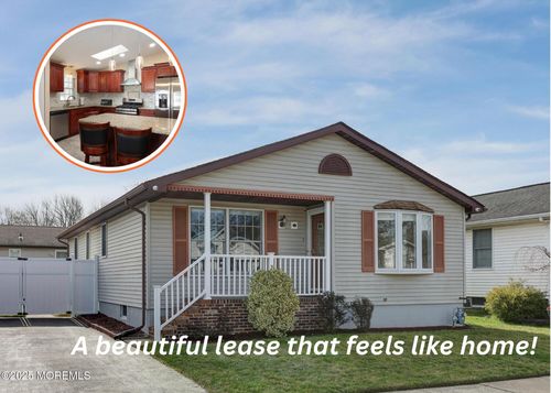 16 Pine Tree Ln, Manalapan, NJ, 07726-3884 | Card Image