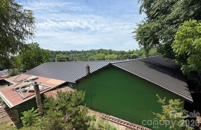 Commercial Sale in Marion 4