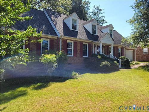 8117 Indian Springs Rd, North Chesterfield, VA, 23237-2503 | Card Image