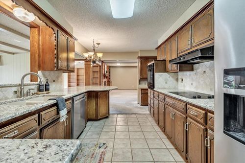 1204 Sims Ave, Edmond, OK, 73013-6350 | Card Image