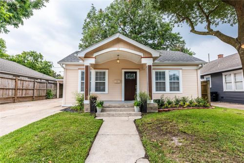 1032 Walling St, Houston, TX, 77009-3673 | Card Image