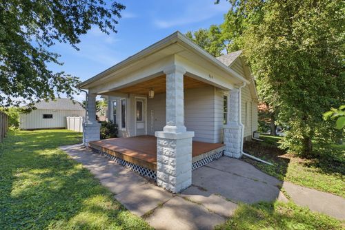 908 4th St, Orion, IL, 61273-7734 | Card Image