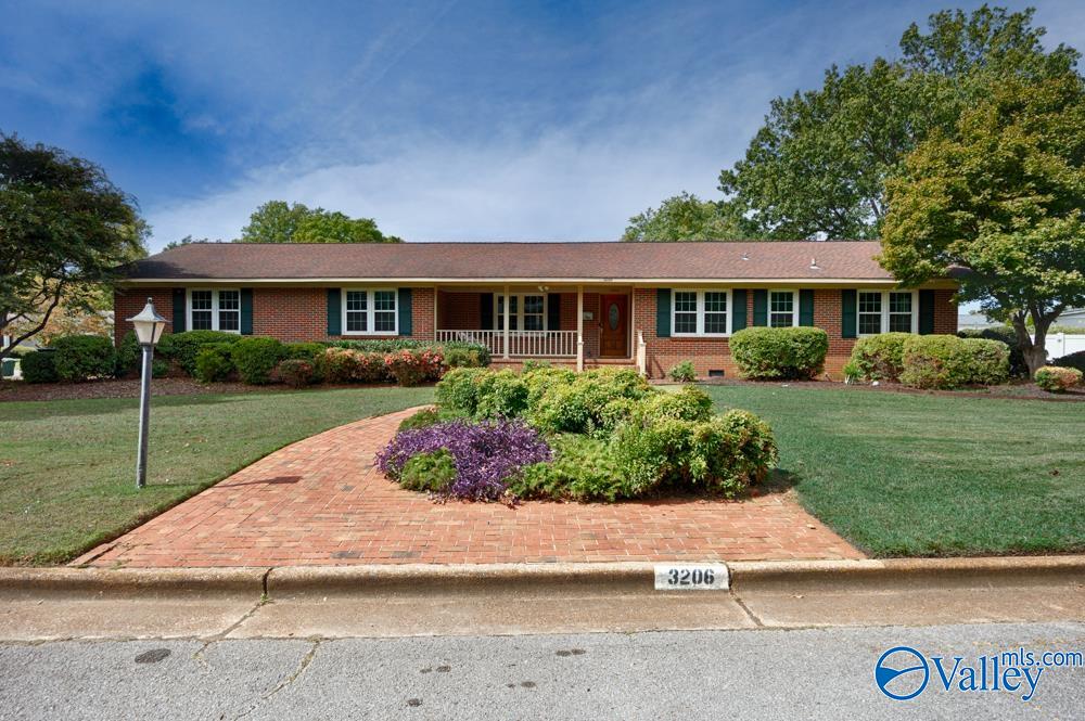 Beverly Dr, Huntsville, AL 35801