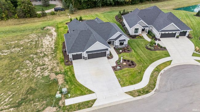 17810 Tullymore Ln, Condo with 3 bedrooms, 2 bathrooms and null parking in Leo IN | Image 4