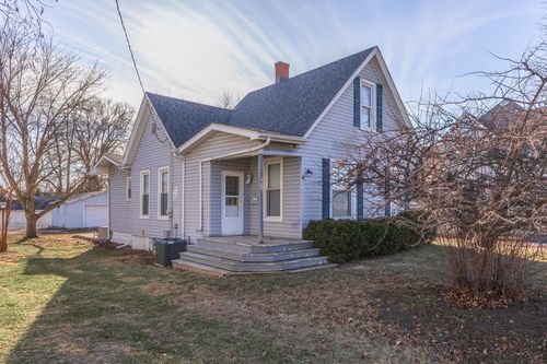 154 Main St, El Paso, IL, 61738-1559 | Card Image