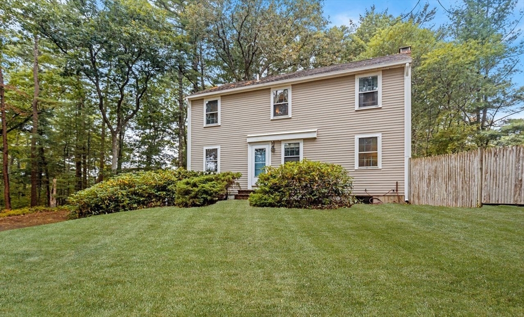 Oak St, Duxbury, MA 02332