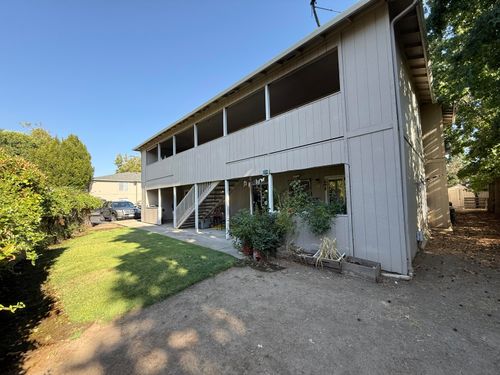 21-24-517 Western Ave, Medford, OR, 97501-2211 | Card Image