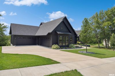 4477 Woodland Drive, House other with 4 bedrooms, 3 bathrooms and null parking in Bettendorf IA | Image 2