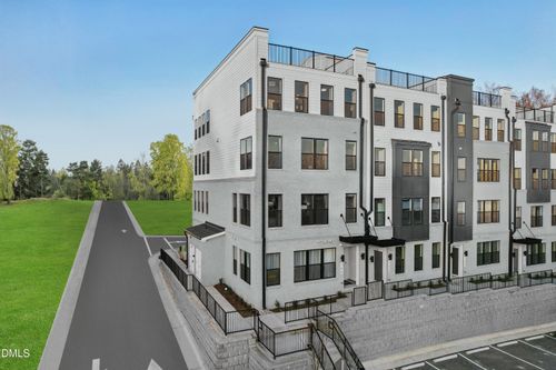 200-158 N White St, Wake Forest, NC, 27587-2646 | Card Image