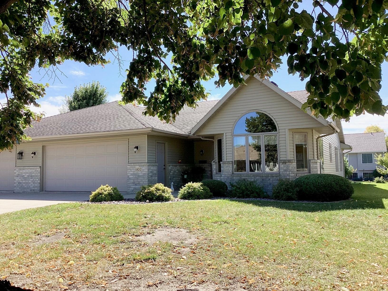 Wood Park Ln, Albert Lea, MN 56007