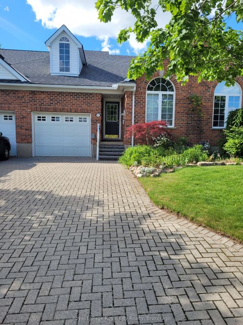 133 Riverwalk Pl, Rockwood, ON, N0B2K0 | Card Image