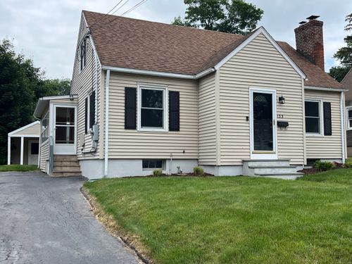 133 Walker St, Manchester, CT, 06040-4339 | Card Image