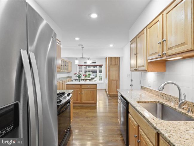 5281 Navaho Dr, House other with 4 bedrooms, 3 bathrooms and null parking in Alexandria VA | Image 10