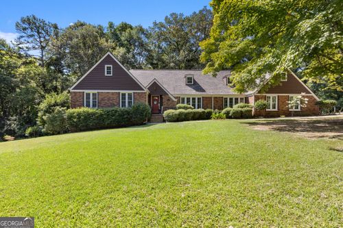 42 Oak Creek Cir, Toccoa, GA, 30577-2494 | Card Image