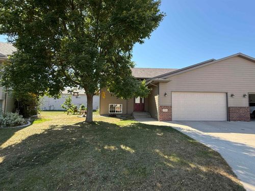 3509 W Hughes Pl, Sioux Falls, SD, 57108-5870 | Card Image