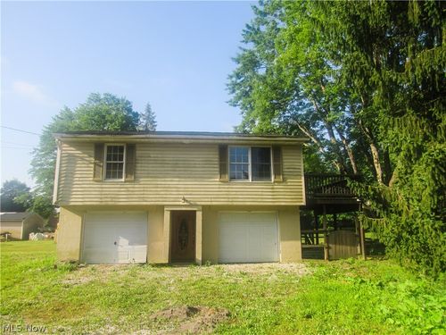 3240 Menough Rd, Ravenna, OH, 44266-1628 | Card Image