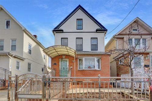 103 124th St, South Richmond Hill, NY, 11419-2109 | Card Image