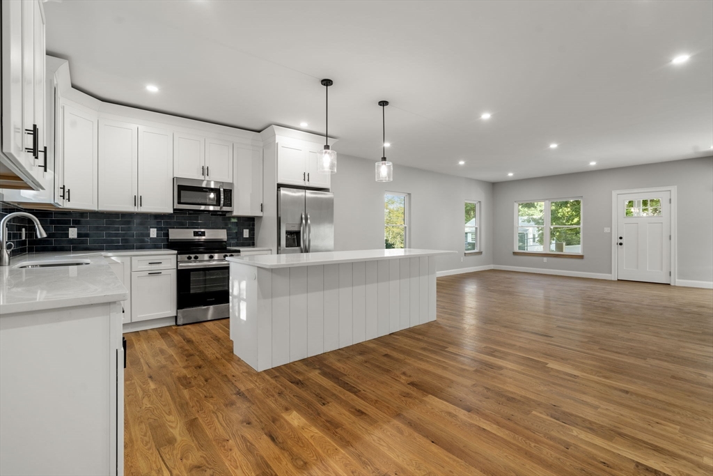 Tremont St, Malden, MA 02148