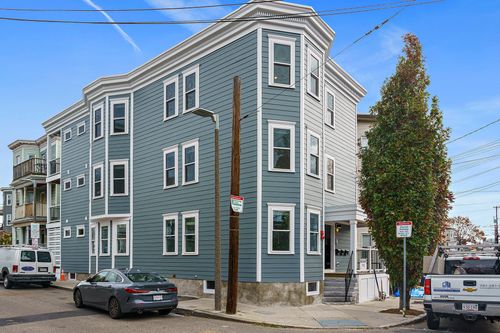 26 Crescent Ave, Boston, MA, 02125-1353 | Card Image