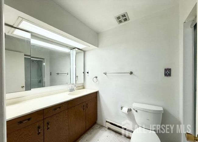 A - 54 Amberly Dr, Townhouse with 2 bedrooms, 1 bathrooms and null parking in Manalapan NJ | Image 8