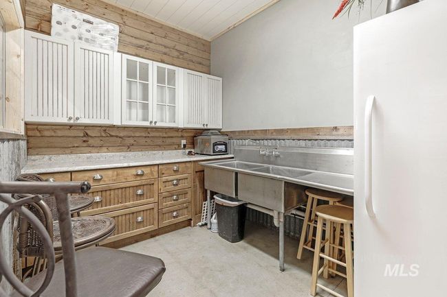 2040 E 2200 N, House other with 9 bedrooms, 6 bathrooms and 2 parking in Twin Falls ID | Image 43
