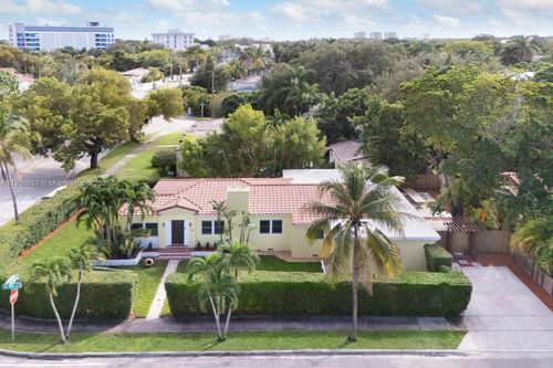 1200 Sw 18th St, Miami, FL, 33145-1632 | Card Image