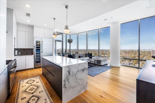 apt-17d-2727 Kirby Dr, Houston, TX, 77098-1158 | Card Image