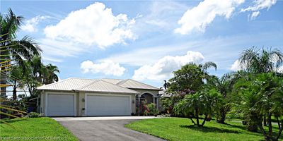 511 Bear Road, House other with 3 bedrooms, 2 bathrooms and null parking in Lake Placid FL | Image 1