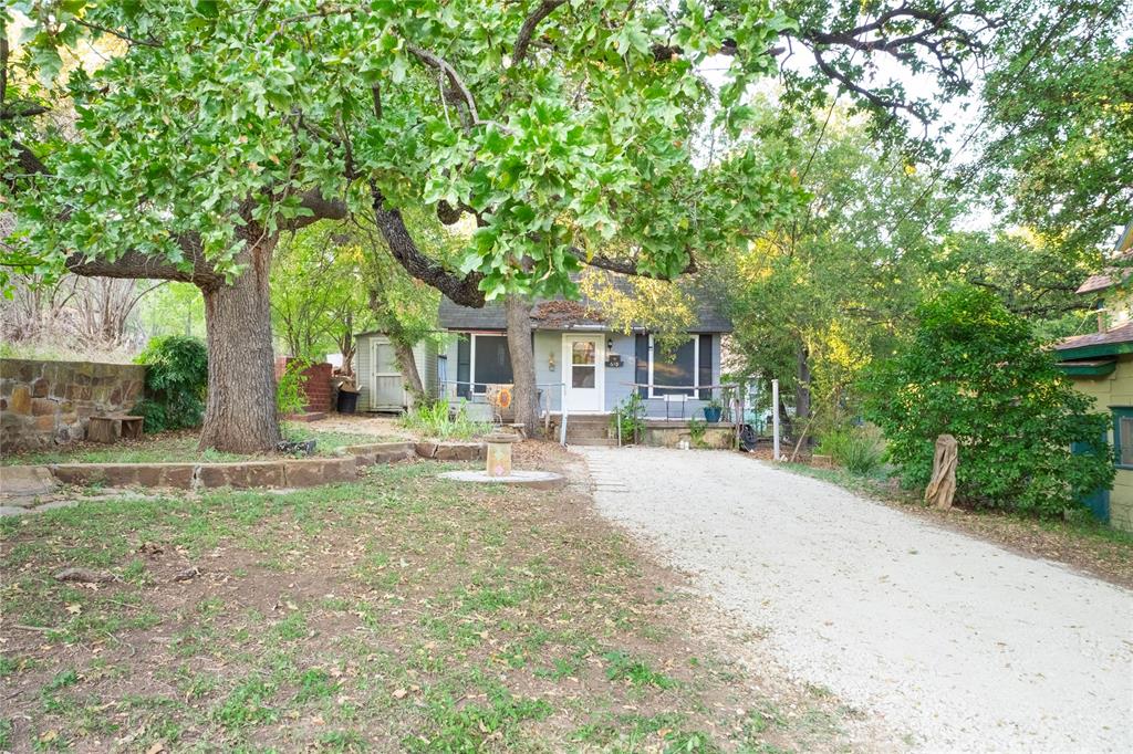 8th St, Mineral Wells, TX 76067