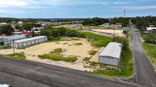 1302 Ave A, Ozona, TX, 76943-1985 | Card Image