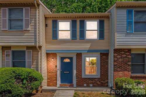 7609 Holly Grove Ct, Charlotte, NC, 28227-2576 | Card Image