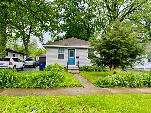 1330 Walnut St, Waukegan, IL, 60085-1863 | Card Image