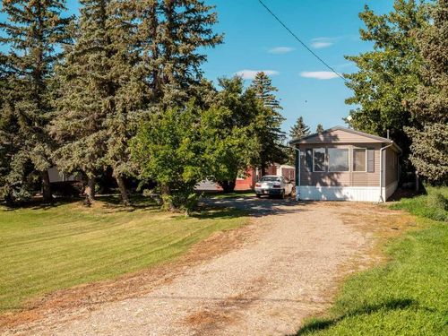 63014A-B 5 Highway, Welling, AB, T0K2N0 | Card Image