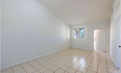 210-2731 Se 17th Ave, Homestead, FL, 33035-2498 | Card Image