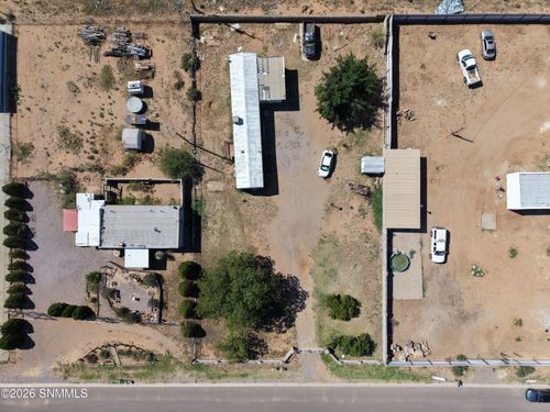 9518 Higgins Ln, Las Cruces, NM, 88011-6649 | Card Image