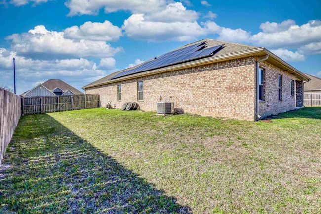 422 Chickadee St, House other with 4 bedrooms, 2 bathrooms and 2 parking in Crestview FL | Image 42