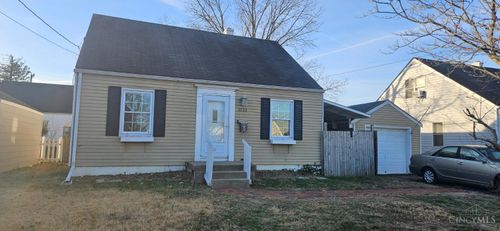 4123 Hoffman Ave, Deer Park, OH, 45236-2513 | Card Image