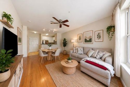 218-15 Warren St, Jersey City, NJ, 07302-6458 | Card Image