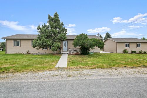 400 N Oak, Townsend, MT, 59644 | Card Image